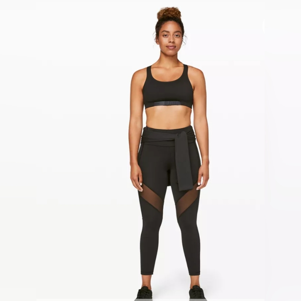 Lululemon Adapt the Strap Bra *lululemon X Barrys Black - 8 -10 (16.5" PTP)